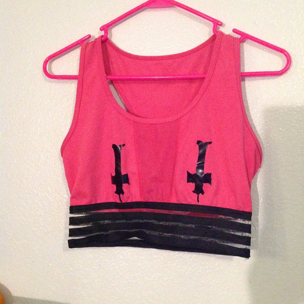 Upside down cross pink workout set
